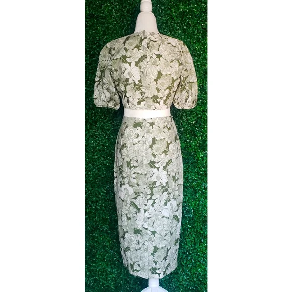 27. J.Crew Cutout dress in Liberty® Linear floral fabri - Picture 6 of 12